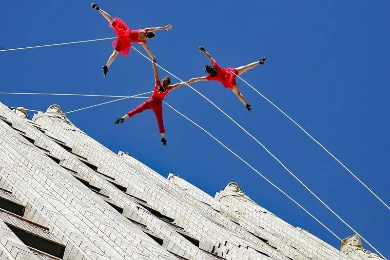 mah-commonground-bandaloop-