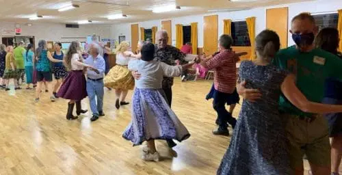 live-oak-grange-contra-dancing