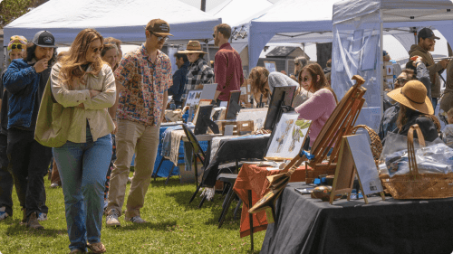 scmnh-holiday-sale-art-market