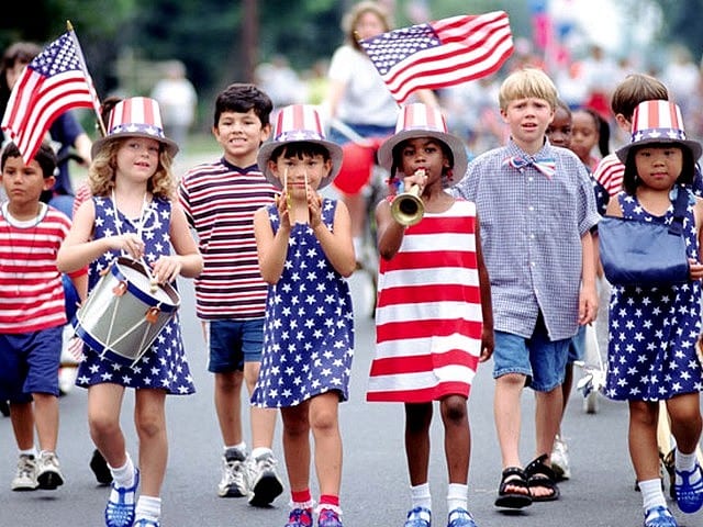 4th-july-childrenmarching