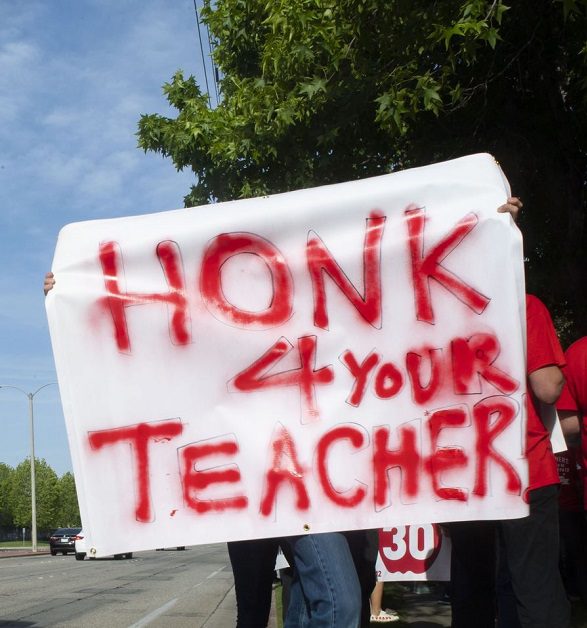 teachers-unions-honk-2