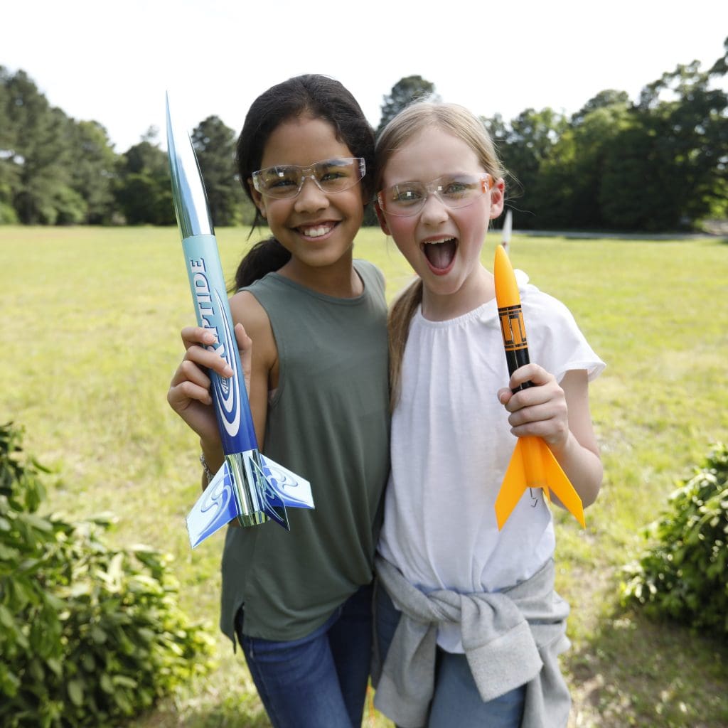 all-girl-cubs-673-stomp-rockets