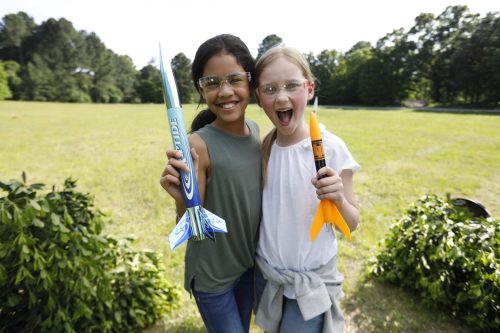 all-girl-cubs-673-stomp-rockets