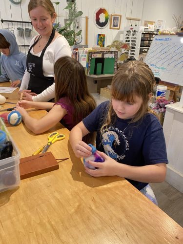 art-factory-studios-fun-fiber-friends-art